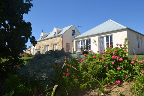 Mulberry Cottage B&B - Perth Resorts 2