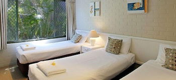 Main Beach Apartments - Perth Resorts 3