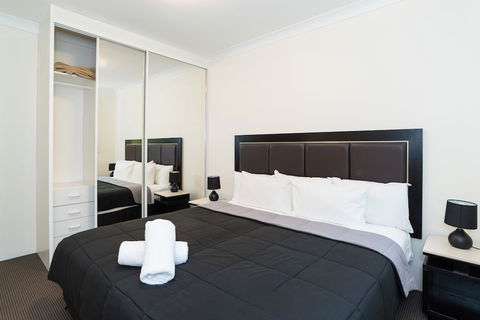 Eastwood Furnished Apartments - Accommodation Perth 6