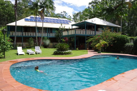 Riviera Bed And Breakfast - Accommodation Perth 3