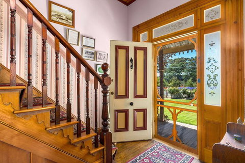 Cambridge House - Accommodation Perth 1