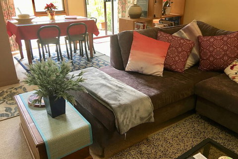 Crimson Villa - Accommodation Perth 6