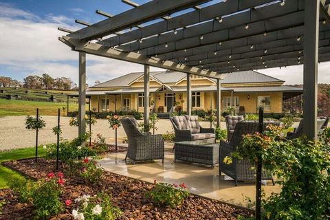 Tallawarra B & B - Accommodation Perth 1