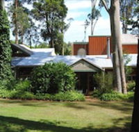 Clarendon Chalets - Perth Resorts