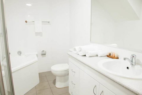Copacabana Shores - Accommodation Perth 4