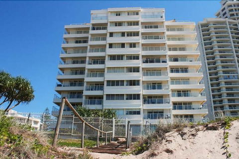 Viscount On The Beach - Accommodation Perth 3