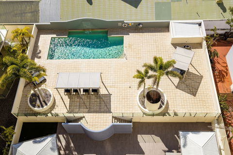 Jack & Newell Holiday Apartments - Accommodation Perth 2