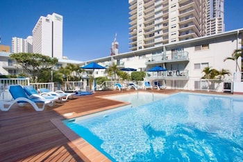Raffles Royale - Accommodation Perth 3