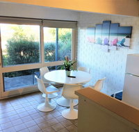 Pacific Heights Holiday Apartments  Munn's Tower House - Accommodation Perth
