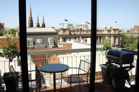 About Melbourne Apartments - Perth Resorts 4