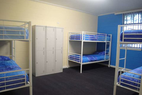 Port Adelaide Backpackers - Accommodation Perth 4