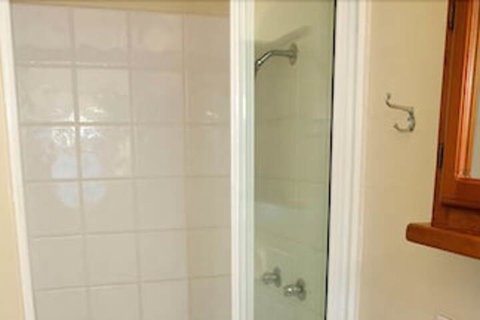 Strand Motel - Accommodation Perth 7