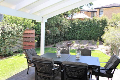 At WAVERIDER 2 - Accommodation Perth 2