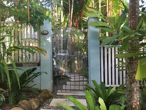 Garden Villa On Murphy - Accommodation Perth 4