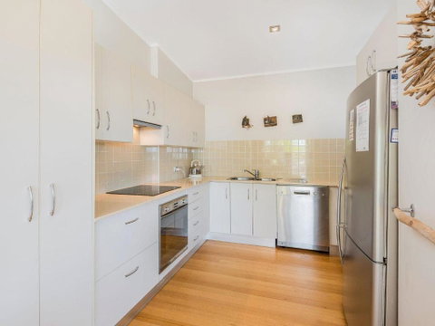 Angourie Blue 7 Stroll To Surfing Beaches. - Accommodation Perth 6