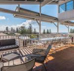 SeaCrest plunge pool  views - Accommodation Perth