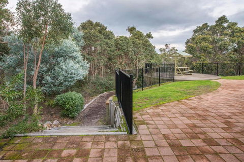 A Hidden Bush Delight - Accommodation Perth 2