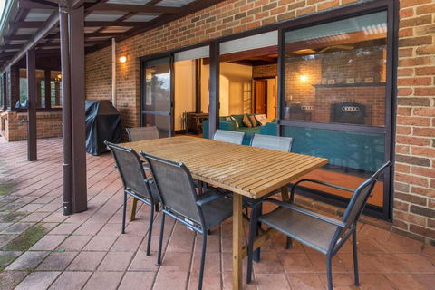 A Hidden Bush Delight - Accommodation Perth 3