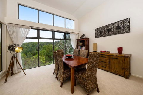 Ravensbourne Escape Silverwood Lodge - Accommodation Perth 5