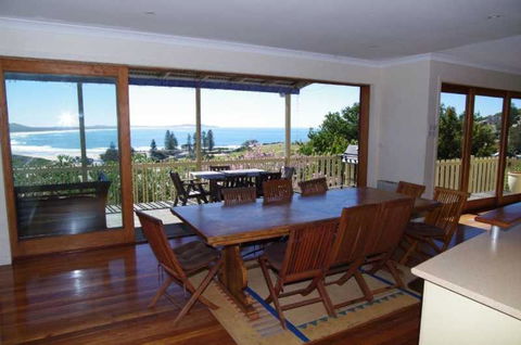 Beau Soleil 28 East Street - Perth Resorts 6
