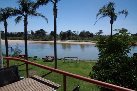 Beachfront 4 25 Willow Street - Accommodation Perth 6