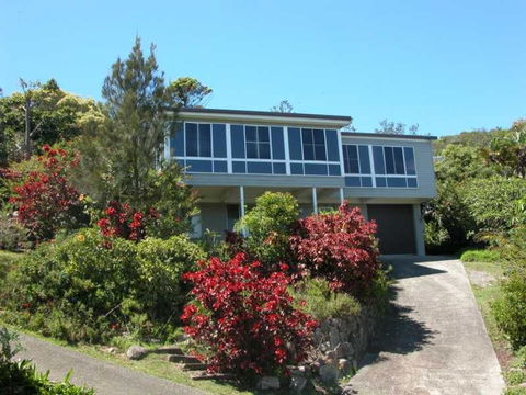 Bally High 20 Dulconghi Street - Perth Resorts 2