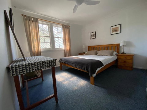 Allamanda House 3 Willow Street - Accommodation Perth 2