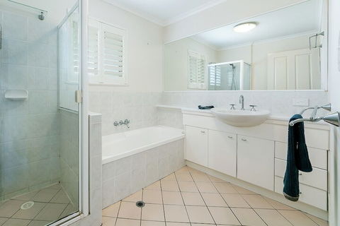 Redcliffe Peninsula Penthouse - Accommodation Perth 7