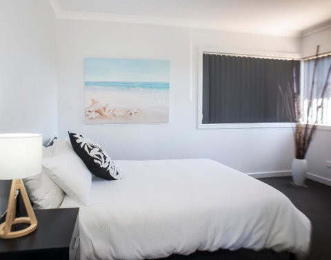Bircoo Cottage Beach & Golf Getaway - Accommodation Perth 1