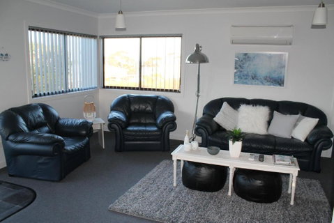 Bircoo Cottage Beach & Golf Getaway - Accommodation Perth 5