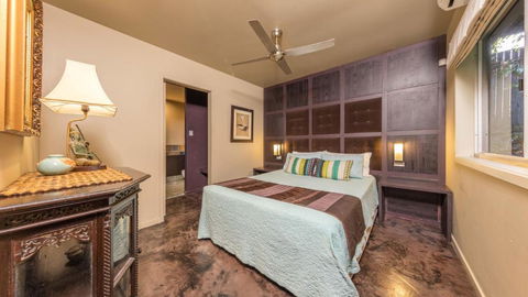 CELADON Holiday House - Perth Resorts 5