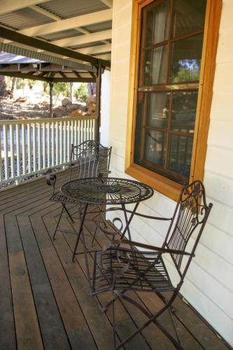 Quiet Escapes Cottages - Accommodation Perth 4