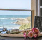 Avalon 2 uninterrupted views almost on the beach - Accommodation Perth
