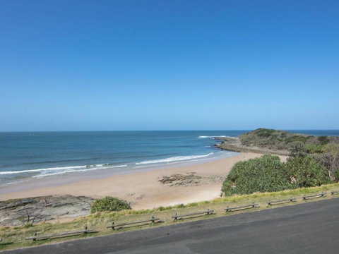 Avalon 3 Views To Die For Across The Road From Convent Beach - Accommodation Perth 5