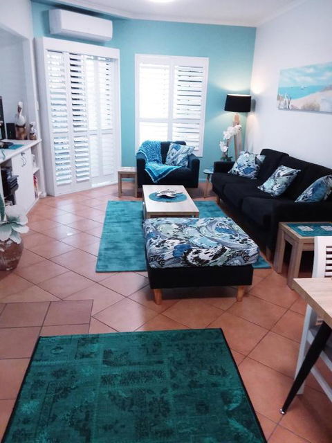 Jackies Holiday Apartment - Accommodation Perth 4