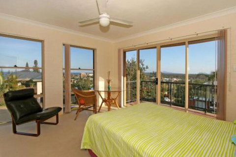 Phoenix Terrace Townhouse Yamba - Accommodation Perth 3