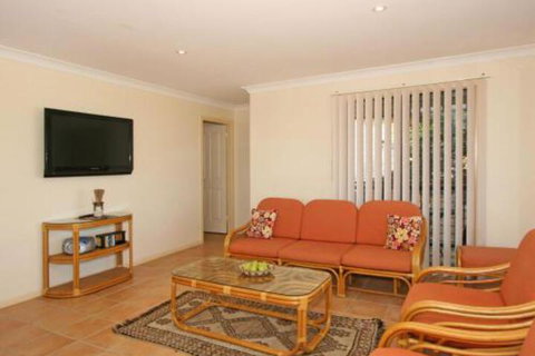 Phoenix Terrace Townhouse Yamba - Accommodation Perth 2
