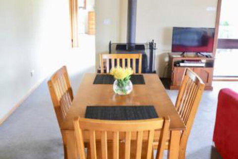 Red Ceder Cottage Great Ocean Road Port Campbell - Accommodation Perth 3