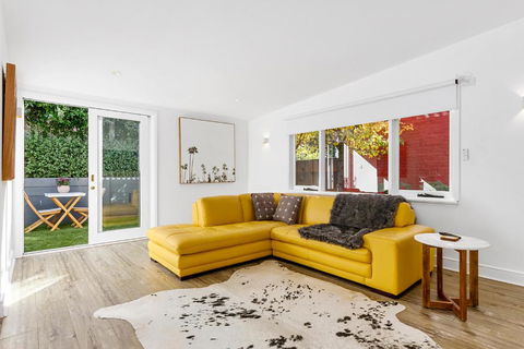 Colonial Hampdens C.1840 Luxury Georgian House - Perth Resorts 5