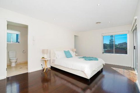 Perfect Beach Front Duplex The Entrance North - Accommodation Perth 3