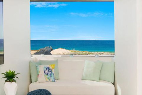 Perfect Beach Front Duplex The Entrance North - Accommodation Perth 6