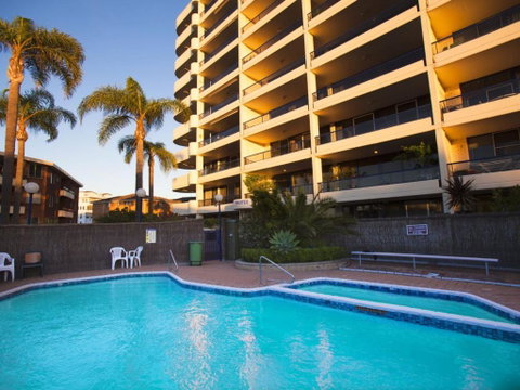 St Tropez Unit 9 The Entrance NSW - Accommodation Perth 1