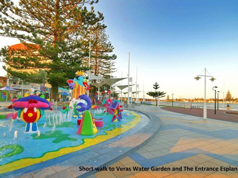 St Tropez Unit 9 The Entrance NSW - Accommodation Perth 4