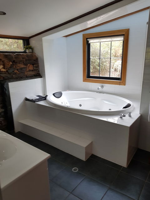 William Hunts Retreat Cypress Studio - Perth Resorts 5