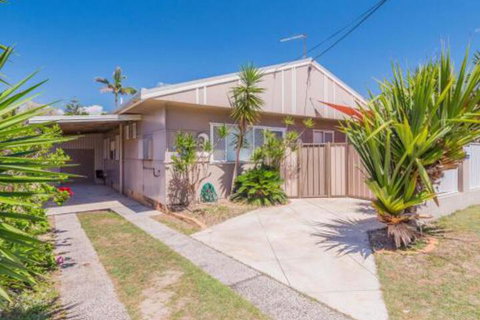 Yamba Daze Sunrise Pet Friendly - Accommodation Perth 3
