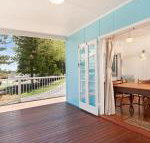 The Blue House flat walk to river  beach - Accommodation Perth