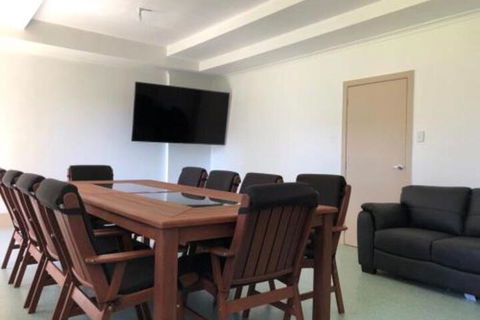 Garden City Backpackers - Accommodation Perth 5