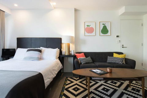 Scandi Beach Apartment - Accommodation Perth 6