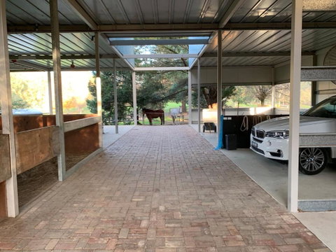 Kangaroo Manor - Accommodation Perth 1