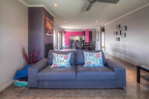 Birdland - Accommodation Perth 5